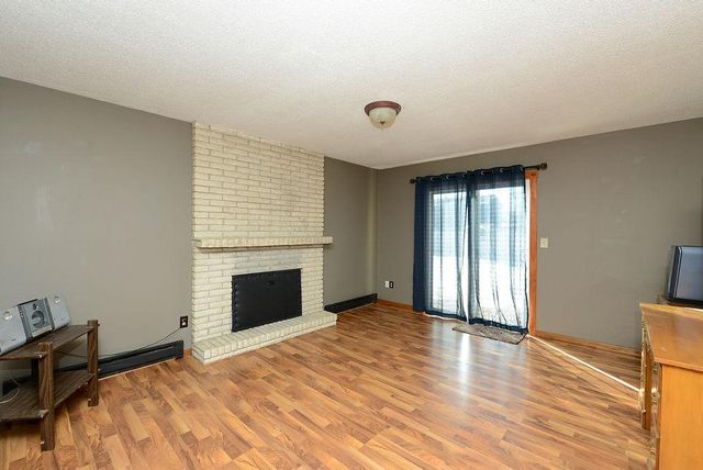 2418 24th Avenue S, Fargo, ND 58103