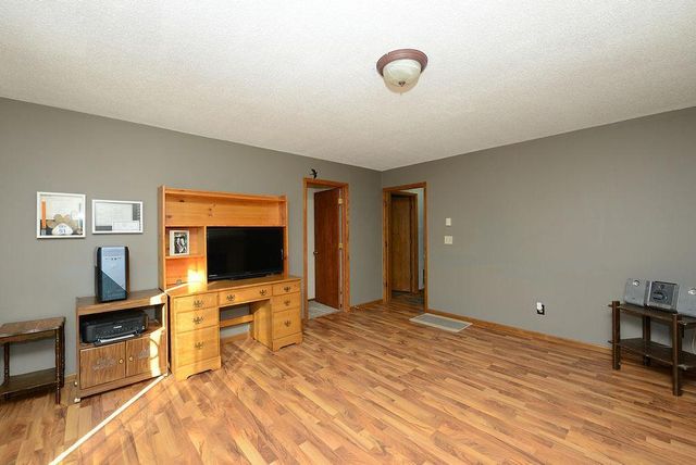 2418 24th Avenue S, Fargo, ND 58103