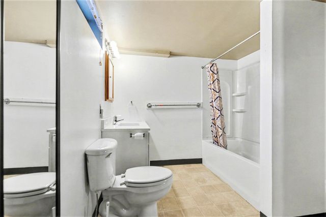 2349 36th Street, Wyoming, MI 49519