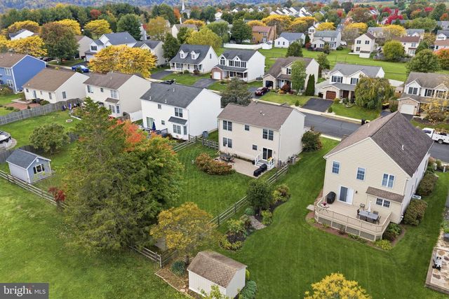 2041 VALLEY VIEW DR, Quakertown, PA 18951