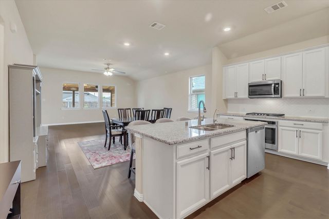 2215 Starling Street, Crandall, TX 75114