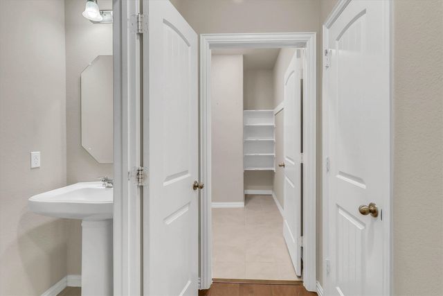 2215 Starling Street, Crandall, TX 75114