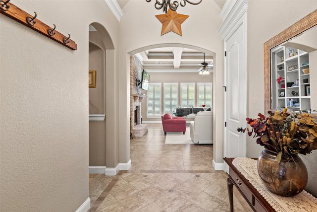 427 River Bank Lane, Granbury, TX 76049