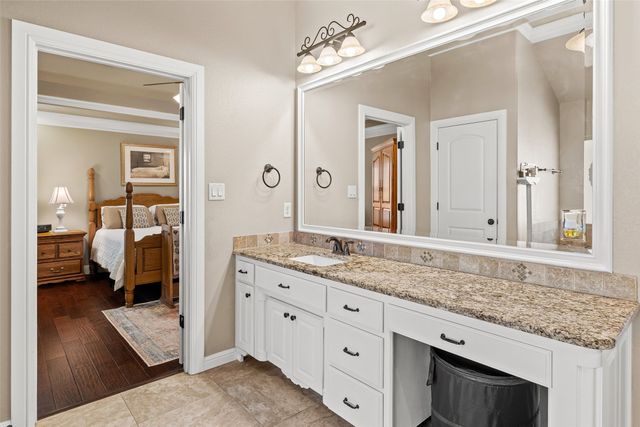 427 River Bank Lane, Granbury, TX 76049