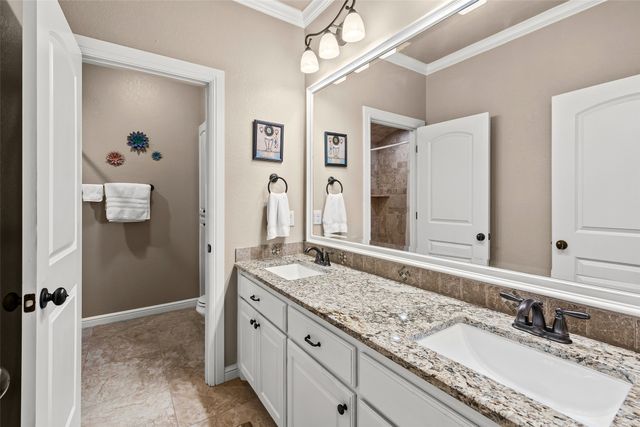 427 River Bank Lane, Granbury, TX 76049