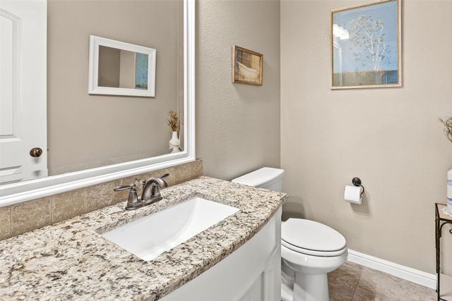 427 River Bank Lane, Granbury, TX 76049