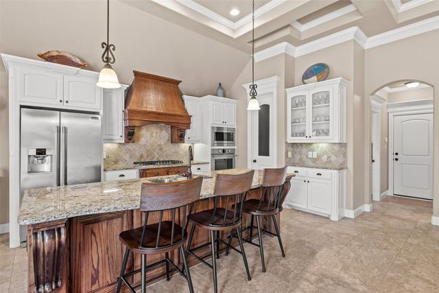 427 River Bank Lane, Granbury, TX 76049