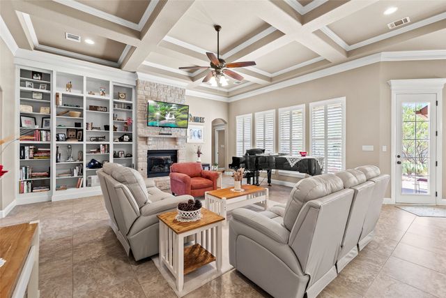 427 River Bank Lane, Granbury, TX 76049