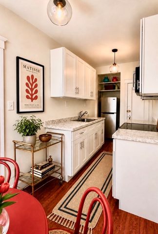 4 Washington Ave 5, Cambridge, MA 02140