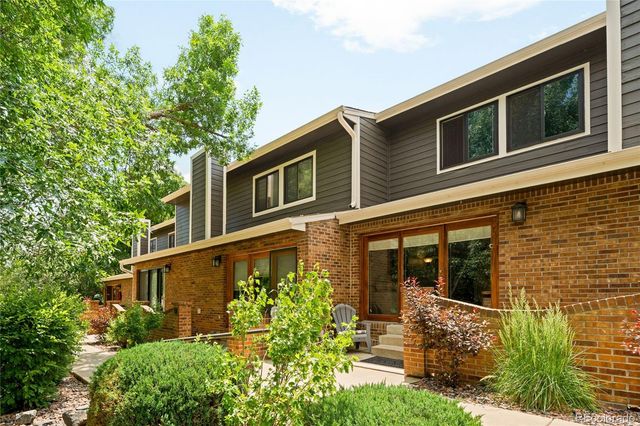 11535 W 70th Place B, Arvada, CO 80004