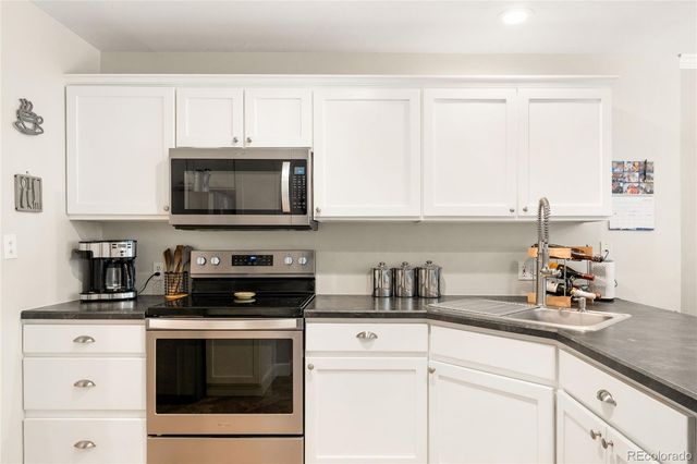 11535 W 70th Place B, Arvada, CO 80004