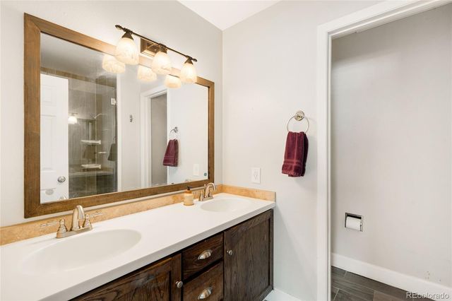 11535 W 70th Place B, Arvada, CO 80004