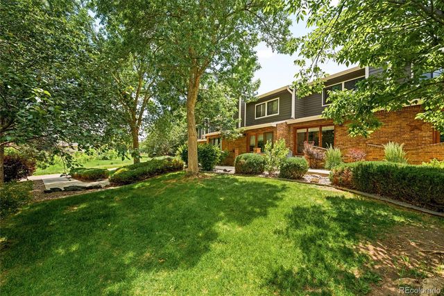 11535 W 70th Place B, Arvada, CO 80004