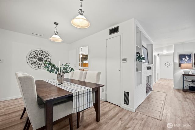 2808 67th Avenue W, University Place, WA 98466