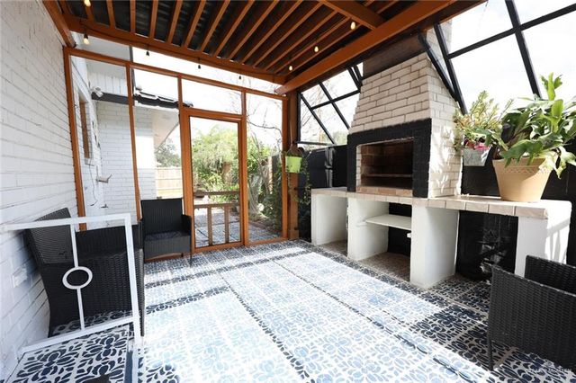 210 Jalapa Street, Weslaco, TX 78599