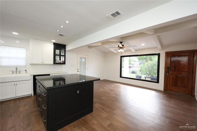 210 Jalapa Street, Weslaco, TX 78599