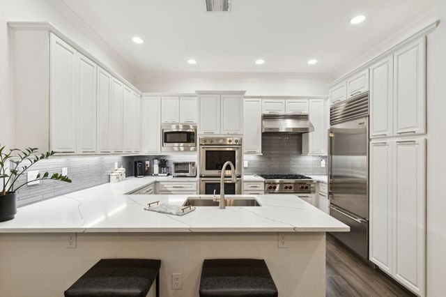 6605 Bandera Avenue 1D, Dallas, TX 75225