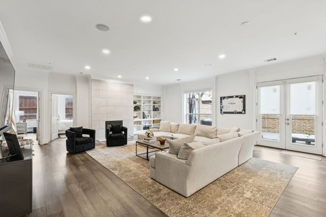 6605 Bandera Avenue 1D, Dallas, TX 75225