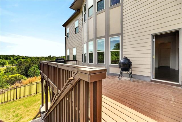 5945 Caveat Court, Suwanee, GA 30024
