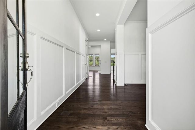 5945 Caveat Court, Suwanee, GA 30024