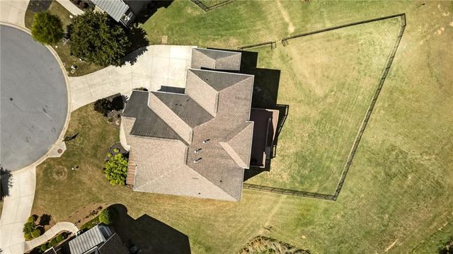 5945 Caveat Court, Suwanee, GA 30024