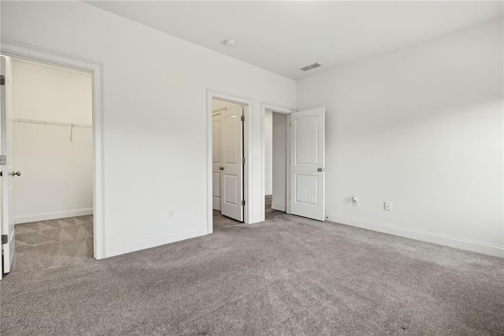 Image 27 of property listing at 5945 Caveat Court, Suwanee, GA 30024