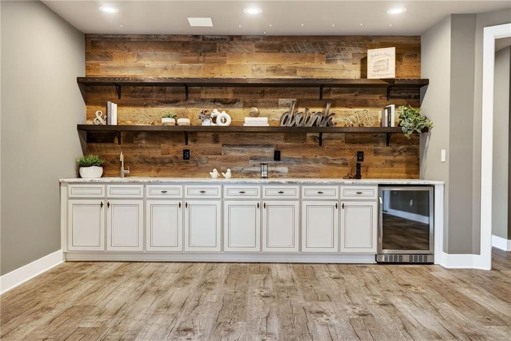 Image 29 of property listing at 5945 Caveat Court, Suwanee, GA 30024