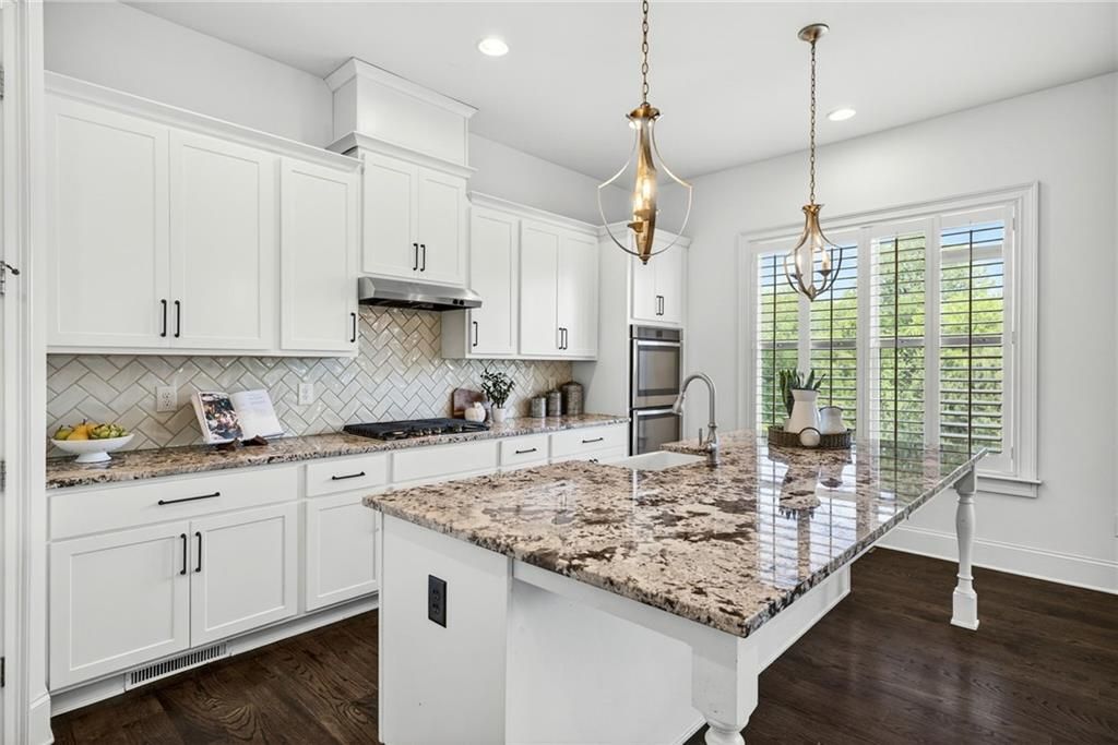 Image 4 of property listing at 5945 Caveat Court, Suwanee, GA 30024