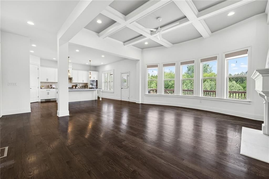 Image 8 of property listing at 5945 Caveat Court, Suwanee, GA 30024