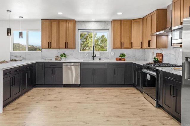 16333 Oak Springs Drive, Ramona, CA 92065