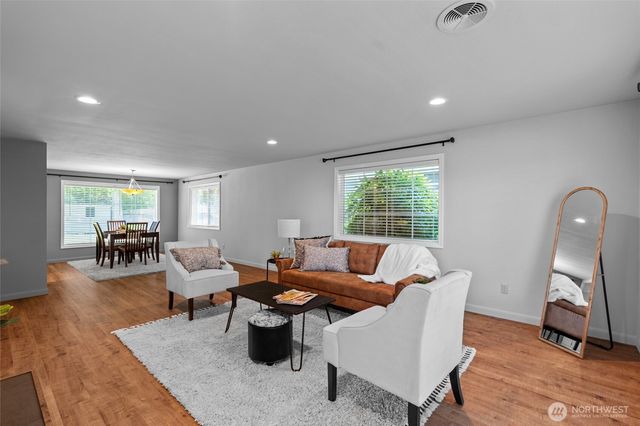 1484 SW Snively Avenue, Chehalis, WA 98532