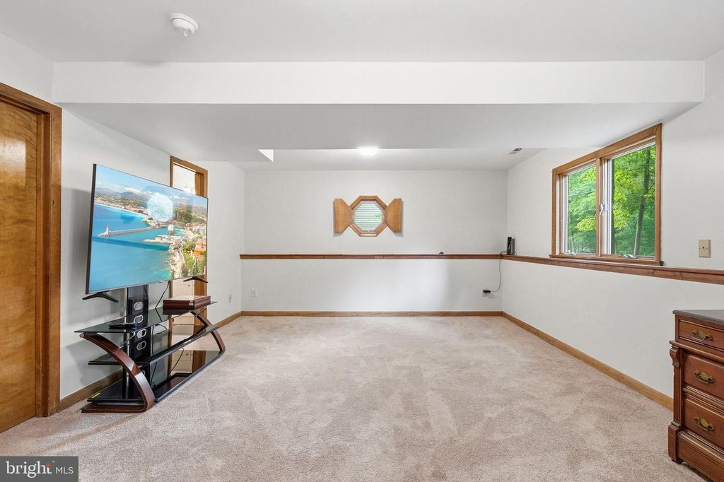 Image 24 of property listing at 12346 ALGONQUIN TRL, Lusby, MD 20657