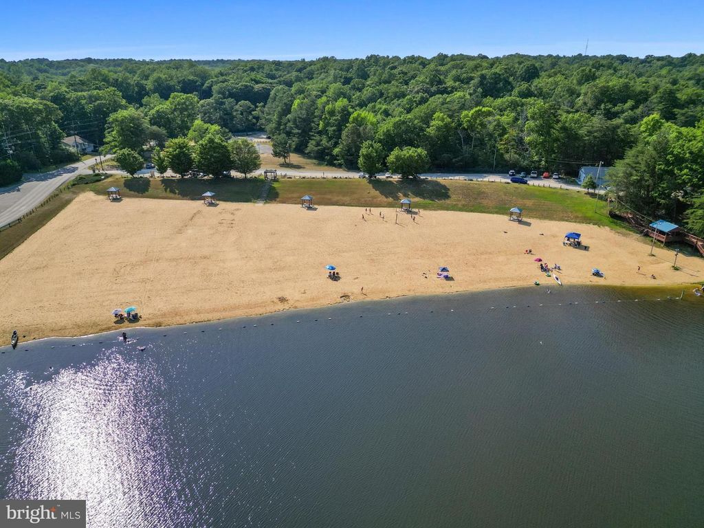 Image 42 of property listing at 12346 ALGONQUIN TRL, Lusby, MD 20657