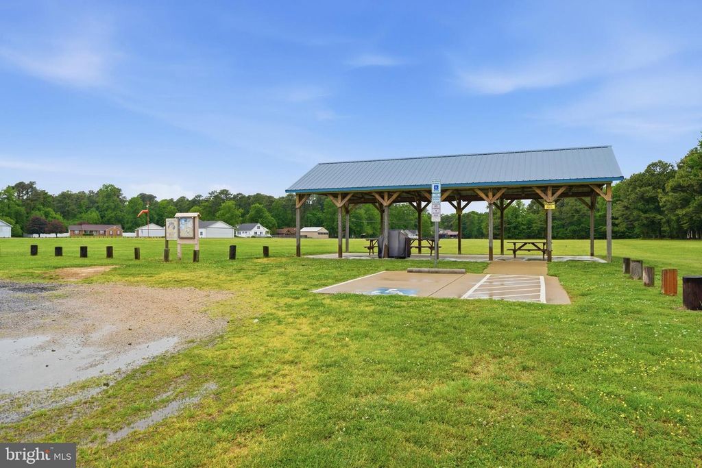 Image 48 of property listing at 12346 ALGONQUIN TRL, Lusby, MD 20657