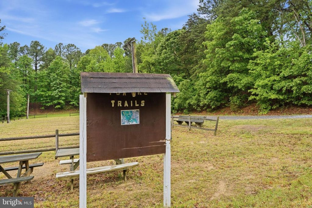 Image 52 of property listing at 12346 ALGONQUIN TRL, Lusby, MD 20657
