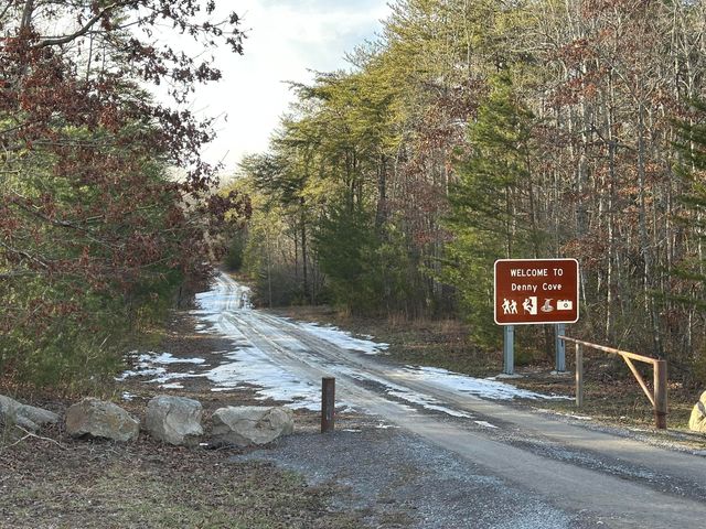 966 Cox Road, Sequatchie, TN 37374