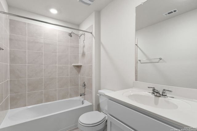 21227 Stonework Spur, San Antonio, TX 78266