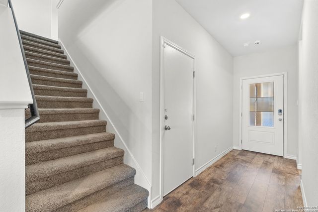 21227 Stonework Spur, San Antonio, TX 78266