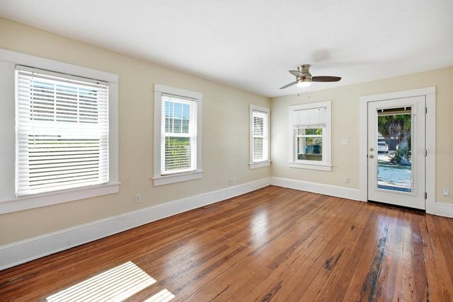 2048 5TH STREET, Sarasota, FL 34237