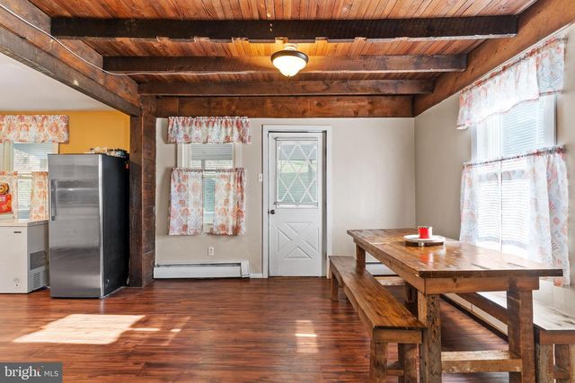 1913 OLD STATE RD, Dauphin, PA 17018