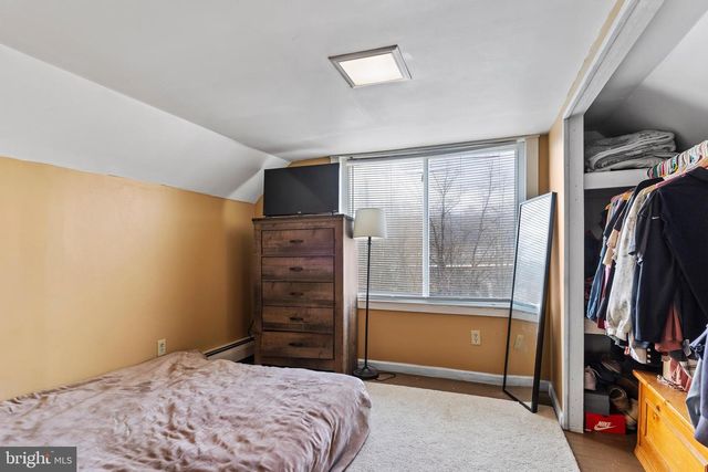 1913 OLD STATE RD, Dauphin, PA 17018