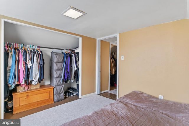 1913 OLD STATE RD, Dauphin, PA 17018