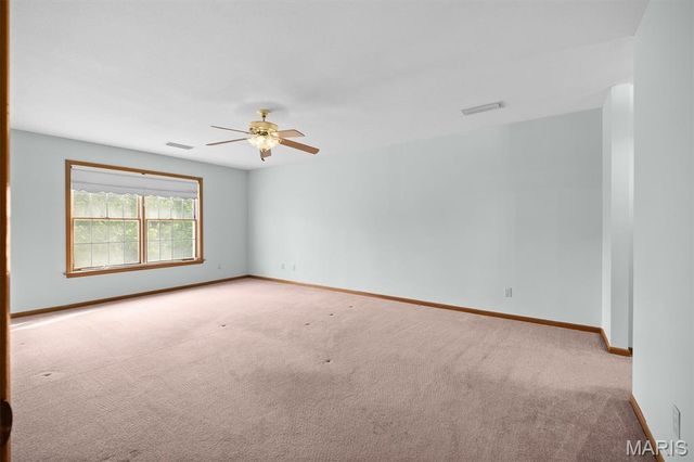 116 Fairwood Hills Road, O'fallon, IL 62269