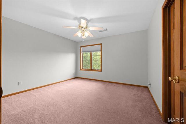 116 Fairwood Hills Road, O'fallon, IL 62269