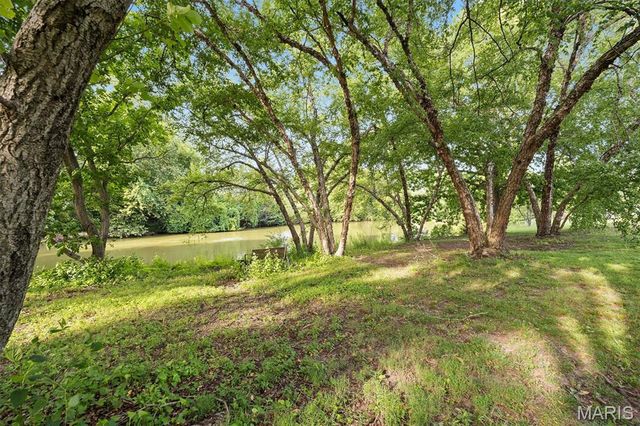 116 Fairwood Hills Road, O'fallon, IL 62269