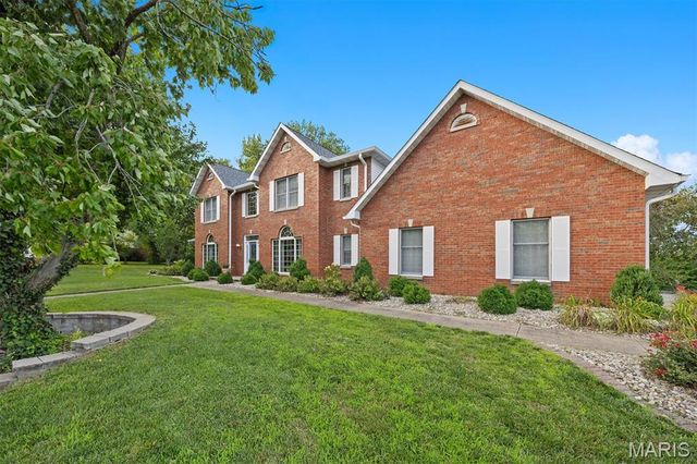 116 Fairwood Hills Road, O'fallon, IL 62269