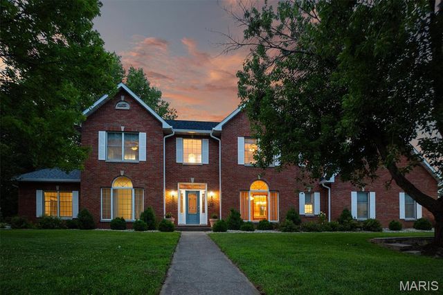 116 Fairwood Hills Road, O'fallon, IL 62269