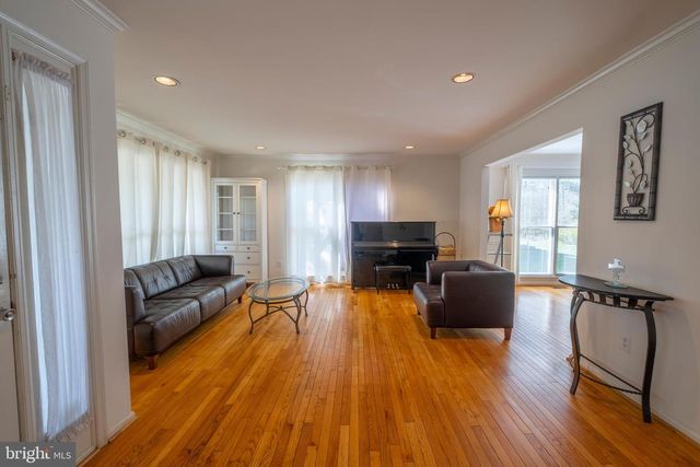 14240 PLATINUM, North Potomac, MD 20878