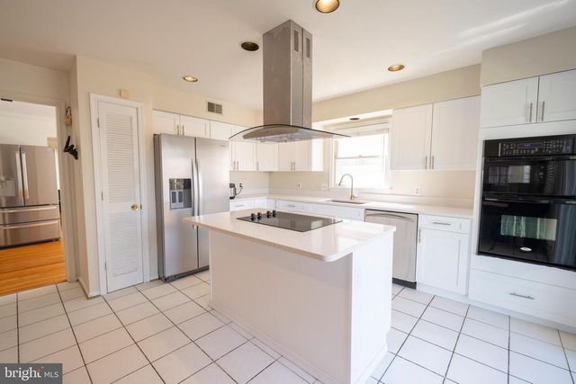 14240 PLATINUM, North Potomac, MD 20878