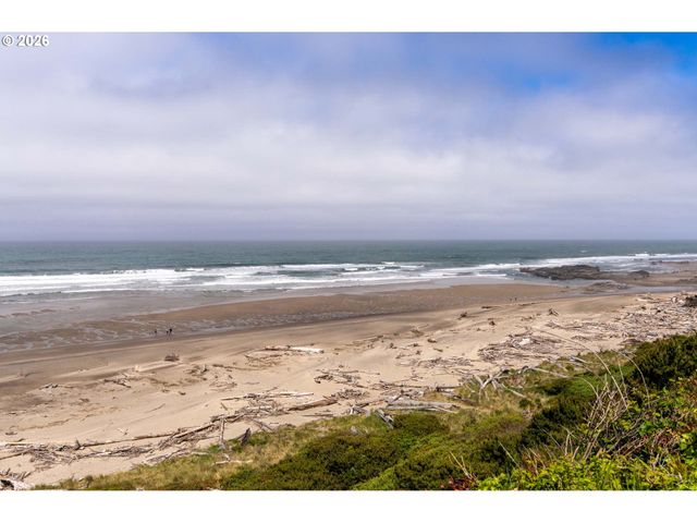 4229 Sw BEACH Ave 9, Lincoln City, OR 97367